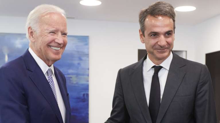 Τηλεφώνημα υψηλού συμβολισμού Μητσοτάκη - Μπάιντεν την 25η Μαρτίου: Το παρασκήνιο και το μήνυμα στην Τουρκία