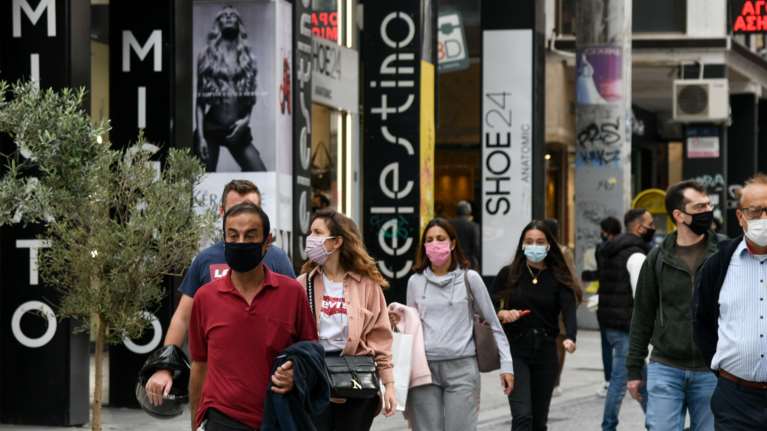 Πόσο αυξάνονται οι μισθοί στον ιδιωτικό τομέα μετά τη μείωση των ασφαλιστικών εισφορών - Αναλυτικά παραδείγματα