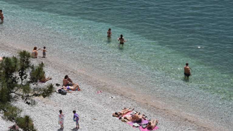 Καιρός: Νέα άνοδος της θερμοκρασίας - Πού θα δείξει 30άρια το θερμόμετρο  [χάρτες]