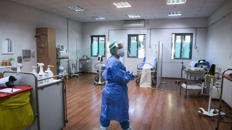 Καταγγελία Βασιλακόπουλου: Δημιουργήθηκαν κλίνες ΜΕΘ χωρίς προδιαγραφές, χωρίς πεπιεσμένο αέρα... και είχαμε υψηλή θνητότητα