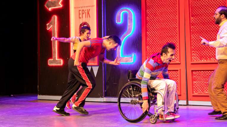 &quot;Πιο Δυνατός κι από τον Σούπερμαν&quot; του Roy Kift, στο Σύγχρονο Θέατρο