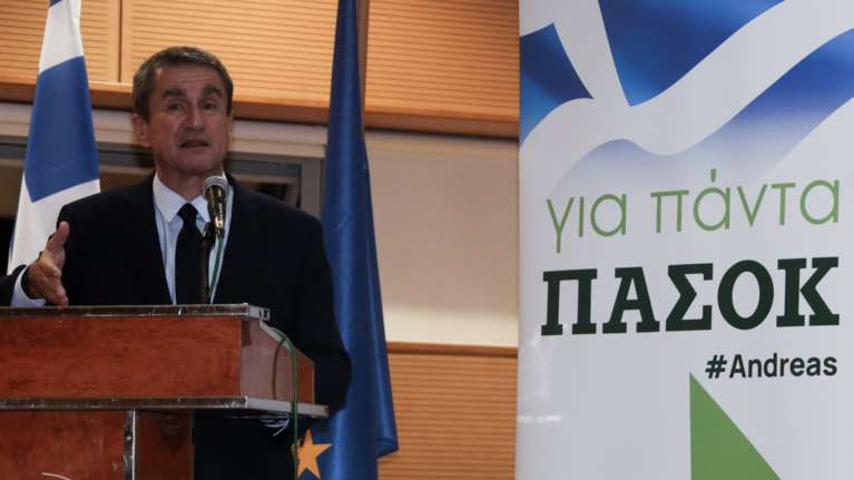 Λοβέρδος: Θέλουμε ένα μεγάλο κόμμα που θα παίζει ρόλο στις πολιτικές εξελίξεις