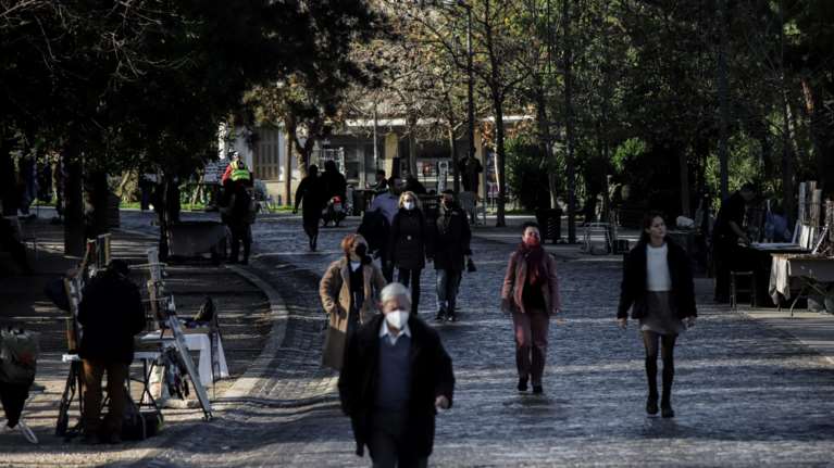 Αισιοδοξία Σαρηγιάννη: Σε δύο εβδομάδες μπορούμε να πέσουμε κάτω από 3.000 κρούσματα - Στα 22.000 σήμερα