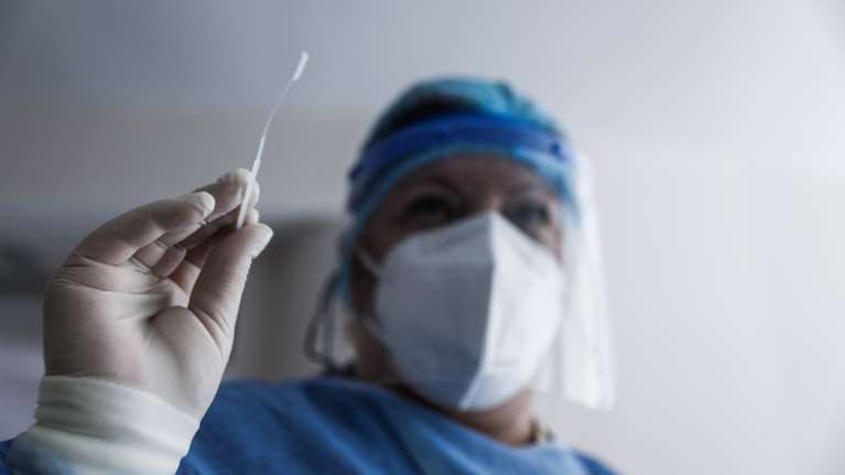 Θωμαΐδης: Σταθεροποιημένη η εικόνα της Αττικής στα λύματα - Κορύφωση με 3.500 κρούσματα τέλος Οκτωβρίου