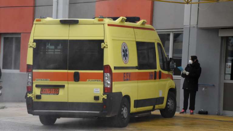 Μεσολόγγι: Βουτιά θανάτου για 62χρονο ασθενή - Επεσε από τον 2ο όροφο του νοσοκομείου