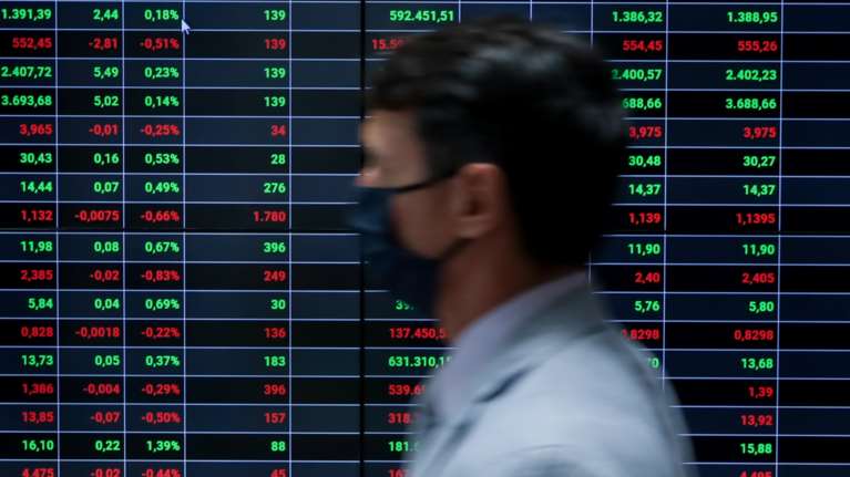 Χρηματιστήριο Αθηνών: Βουτιά στο κενό στη σκιά της νέας μετάλλαξης - Πτώση άνω του 3%