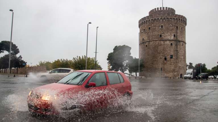 Μήνυμα από το 112 για επικίνδυνα καιρικά φαινόμενα σε Αν. Μακεδονία, Θράκη, Λήμνο