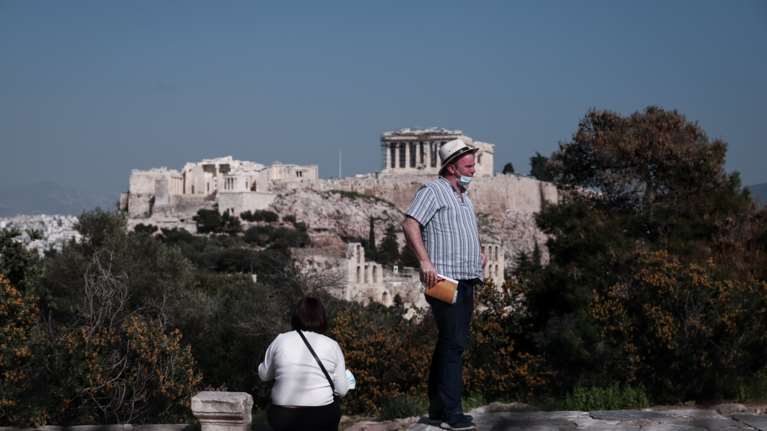 Μίνι "καλοκαίρι" σήμερα: Ηλιοφάνεια και υψηλές θερμοκρασίες