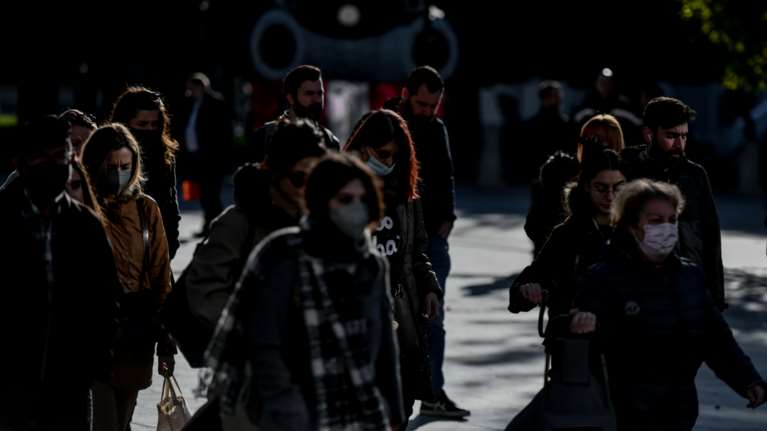 Tα δύο σενάρια για κούρεμα οφειλών στα Ταμεία