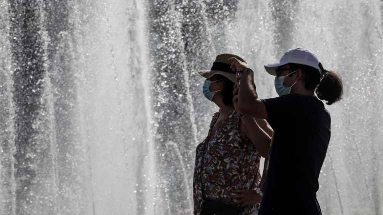 Καιρός: Ανεβαίνει ο υδράργυρος - Πού θα φτάσει 40 βαθμούς η θερμοκρασία - Βροχές στα βόρεια