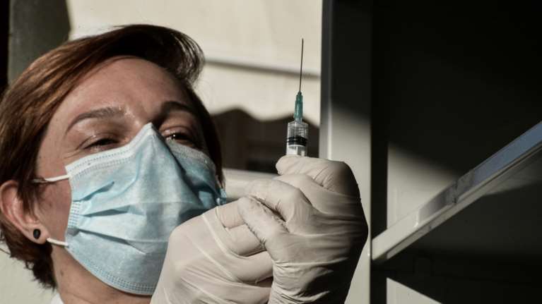 Αντιγριπικό εμβόλιο: Ξεκινά σήμερα η συνταγογράφηση