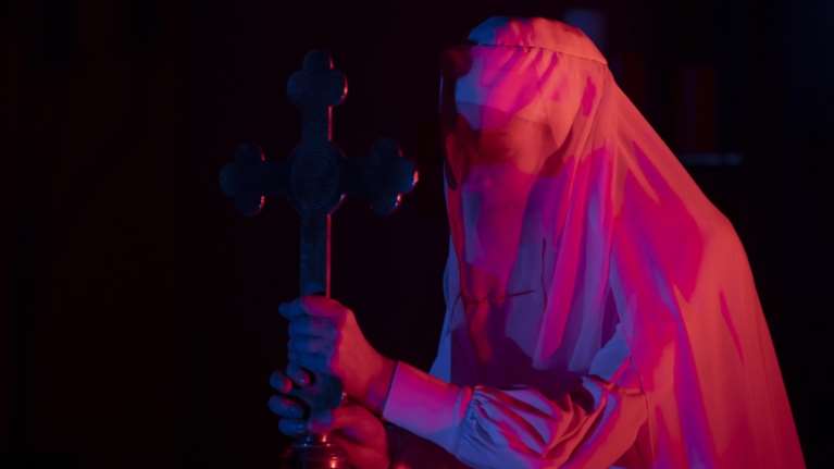 Η αδελφή μου: Το βιωματικό αφήγημα του Σταύρου Ζουμπουλάκη επιστρέφει στη σκηνή από 16 Οκτωβρίου