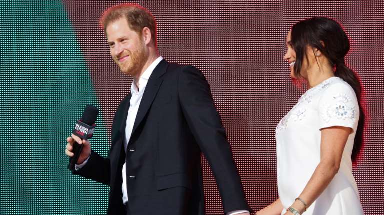 Και η Μέγκαν Μαρκλ έχει ανασφάλειες: Το υπέροχο σχόλιο του Χάρι για το σώμα της μετά τη γέννα