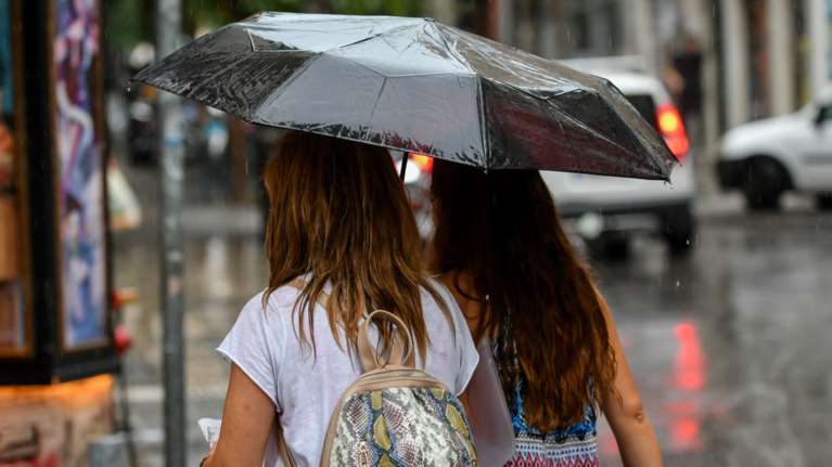 Έκτακτο - ΕΜΥ: Ραγδαία επιδείνωση του καιρού από σήμερα - Καταιγίδες, χαλάζι και πτώση της θερμοκρασίας