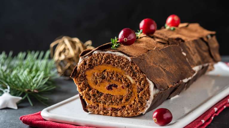 Συνταγή για συγκλονιστικό σοκολατένιο χριστουγεννιάτικο κορμό - Εύκολος, θα ξετρελαθείς