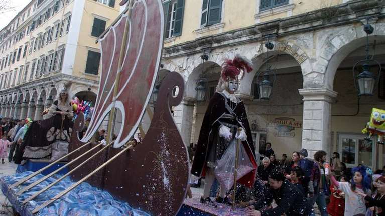 Επιμένει η δήμαρχος Κέρκυρας: Κανονικά το καρναβάλι στο νησί