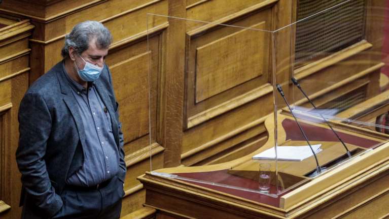 Ο Πολάκης εξευτέλισε τη Βουλή και τον Τσίπρα: Εμεινε... μόνος του να μιλάει σε κλειστό μικρόφωνο - Nέος γύρος σήμερα