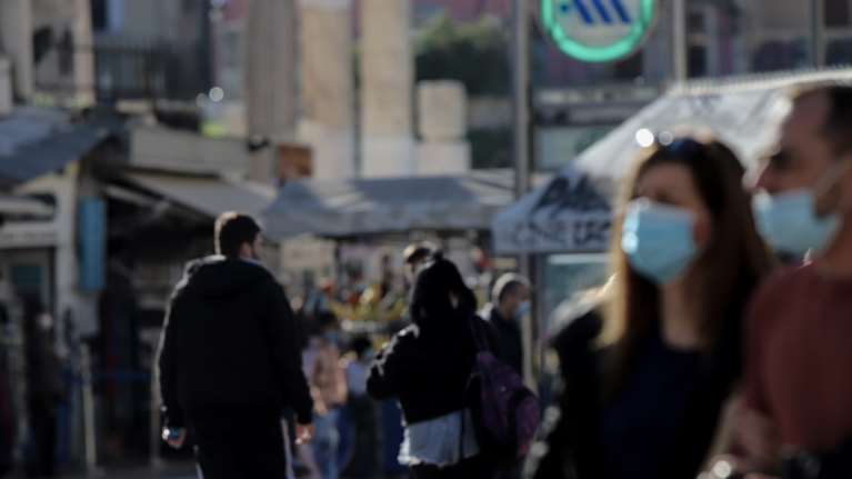 Νέα μέτρα στήριξης: "Ζεστό χρήμα" σε ανέργους- χαμηλόμισθους για την αντιμετώπιση του πληθωρισμού ρεκόρ- Ποιοι και πόσα θα πάρουν