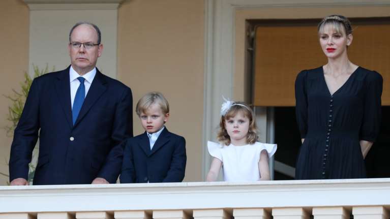 It’s complicated: Ο Αλβέρτος πέφτει σε αντιφάσεις για την επιστροφή της Σαρλίν