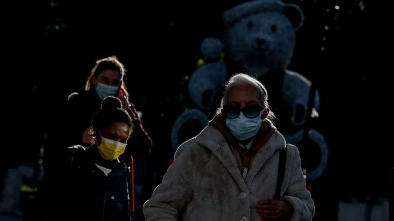 Ανοιχτά σήμερα τα εμπορικά καταστήματα ενόψει Χριστουγέννων - Το ωράριο