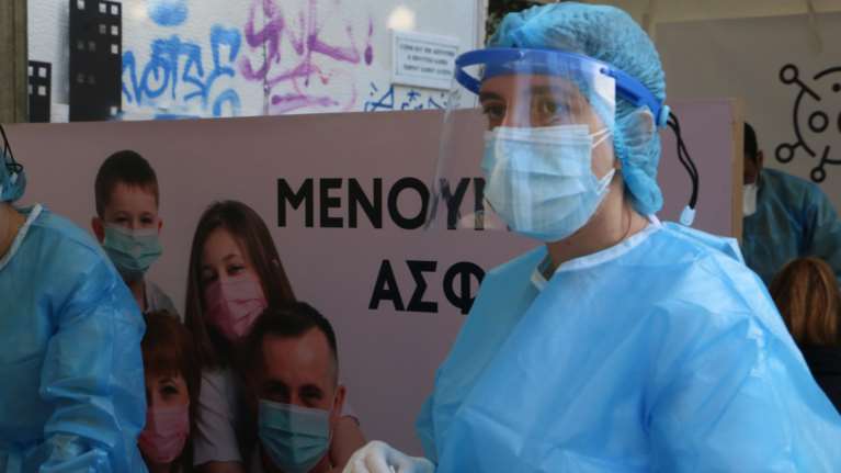 Κορονοϊός: Εφιαλτικό ρεκόρ με 1.259 νέα κρούσματα σε μια ημέρα - 12 νεκροί - 102 διασωληνωμένοι