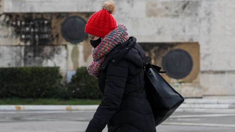 Καιρός: Μικρή πτώση της θερμοκρασίας - Πού θα σημειωθούν σήμερα βροχές