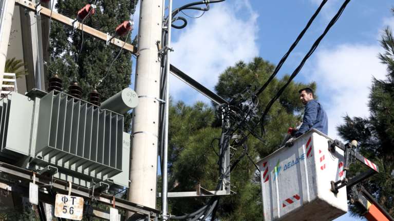 Διακοπές ρεύματος: Σε Παιανία, Νέα Μάκρη, Χαλάνδρι, Παλλήνη, Βριλήσσια τα προβλήματα ηλεκτροδότησης