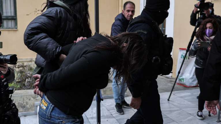 Δολοφονία 7χρονου στην Κυψέλη: &quot;Δεν είναι... κακός άνθρωπος&quot; - Απίστευτες οι καταθέσεις της μητέρας και του συντρόφου της