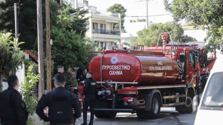 Φωτιά σε διαμέρισμα στο Μοσχάτο - Συναγερμός στην Πυροσβεστική