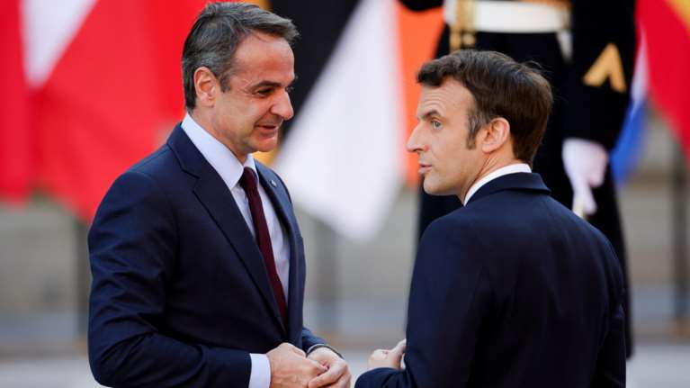 Ευρωπαϊκό Συμβούλιο: Μητσοτάκης και Μακρόν συμφώνησαν για πιθανή ανθρωπιστική επιχείρηση στη Μαριούπολη