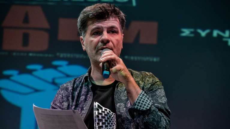 Φοίβος Δεληβοριάς για Μίκη Θεοδωράκη: Ο μόνος άνθρωπος που είδα να πετάει