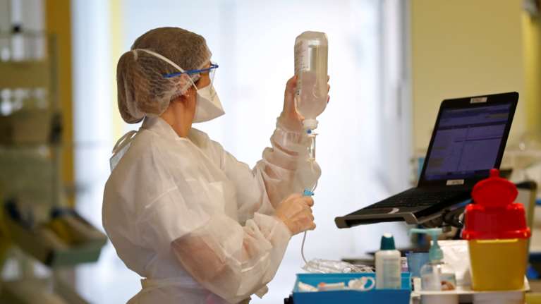 Κορονοϊός - ΕΚΠΑ: Πώς ένα περιστατικό επαναμόλυνσης ανατρέπει όσα γνωρίζαμε