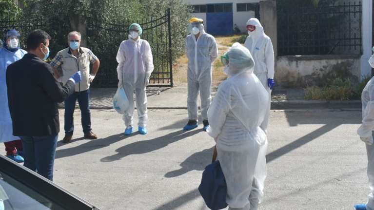 Συναγερμός στη Νέα Σμύρνη Λάρισας: 12 νέα κρούσματα - Θετική στον κορονοϊό και 21χρονη έγκυος