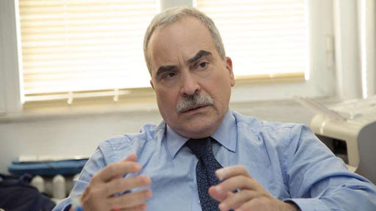 Λαζανάς: Εχω δεχθεί απειλές από αντιεμβολιαστές ότι θα μου βγάλουν τα μάτια