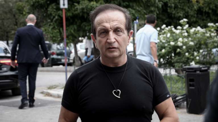 Ο Μπιμπίλας τα βάζει με την Παπαθωμά για δηλώσεις της για τον κορονοϊό - &quot;Εξωφρενικό αυτό που είπε&quot;