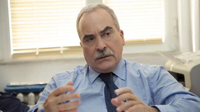 Λαζανάς: Δεν περιμέναμε τόσο γρήγορα το τέταρτο κύμα - Αυξάνονται οι εισαγωγές ασθενών, μειώνονται οι εμβολιασμοί