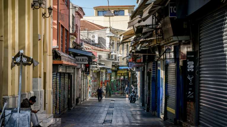 Ποιες επιχειρήσεις απαλλάσσονται από το ενοίκιο Μαΐου - Απόφαση του υπουργείου Οικονομικών