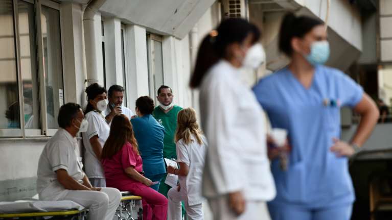 Πως θα κλείνουμε online ραντεβού στα νοσοκομεία - Το σχέδιο με βάση το μοντέλο των ραντεβού εμβολιασμού