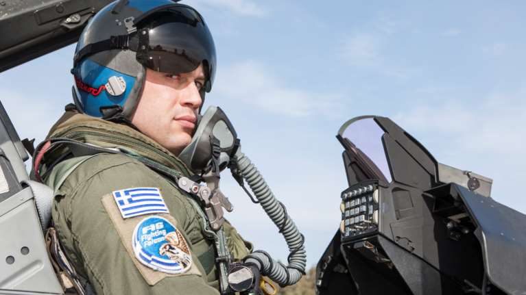 Τι λέει ο πρώτος Έλληνας πιλότος που πέταξε με Rafale