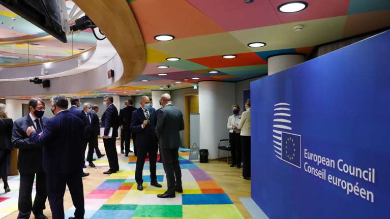 Σύνοδος Κορυφής: Η αντιμετώπιση της πανδημίας και της κλιματικής αλλαγής τα κυρίαρχα θέματα της 2ης ημέρας