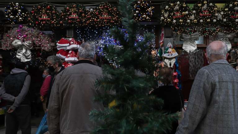 Νωρίτερα καταβάλλονται οι συντάξεις Ιανουαρίου - Ολες οι ημερομηνίες ανά ταμείο