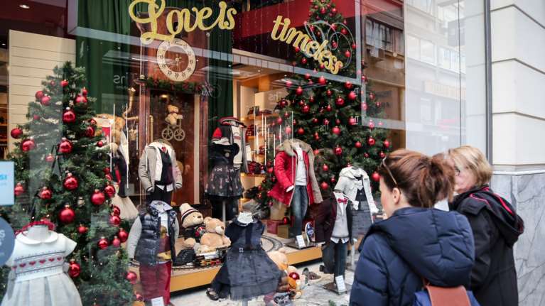 Click away: Πώς θα γίνονται οι παραγγελίες για τα καταστήματα που δεν έχουν e-shop