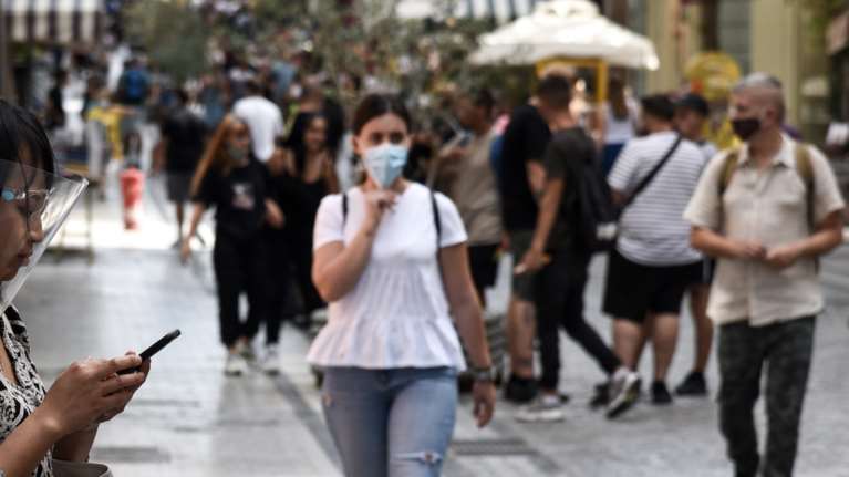 Κορονοϊός: Τι σημαίνει το μοντέλο Μαδρίτης στην Αττική - &quot;Σύνορα&quot; ανά γειτονιά και κλειστά σχολεία