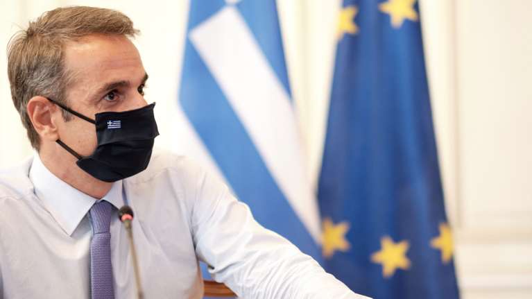 Μητσοτάκης: Aυξάνεται η δυνατότητα εμβολιασμού από 5.000 σε 8.000 άτομα την ημέρα