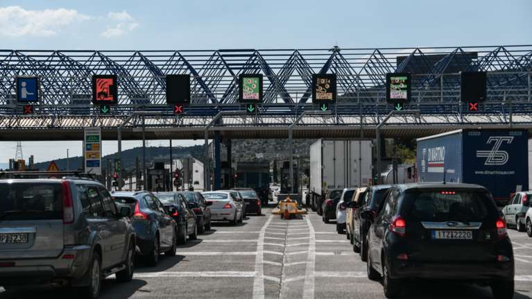Νέα εποχή από σήμερα για τα διόδια - Με ενιαίο e-pass η διέλευση σε όλη τη χώρα