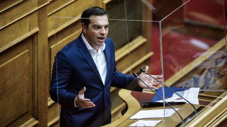 Τσίπρας για την Αμυντική Συμφωνία με Γαλλία: &quot;Ο Μητσοτάκης ψωνίζει φρεγάτες σαν να είναι γραβάτες&quot;