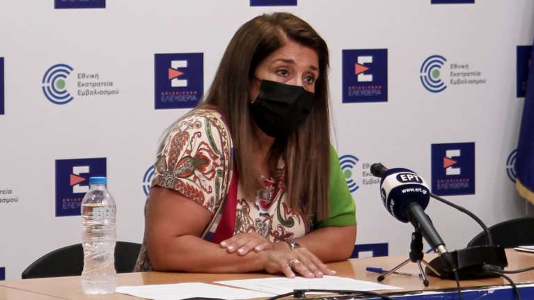 Παπαευαγγέλου: Η μετάλλαξη Δέλτα μεταδίδεται σε ανοιχτούς και κλειστούς χώρους - 24 έτη η μέση ηλικία των νέων κρουσμάτων