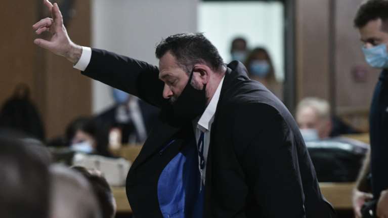 Εμπλοκή στη δίκη της Χρυσής Αυγής: Καθυστερεί η απόφαση λόγω Λαγού