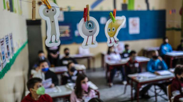 Λάρισα - Αδιανόητο: 35 παιδιά χάνουν τη σχολική χρονιά γιατί οι γονείς δεν τους κάνουν self test