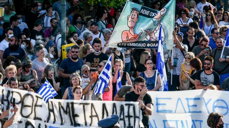 Γραβάνης: Οι ανεμβολίαστοι οδηγούν τη χώρα σε κλείσιμο - Αυτοί διχάζουν την κοινωνία